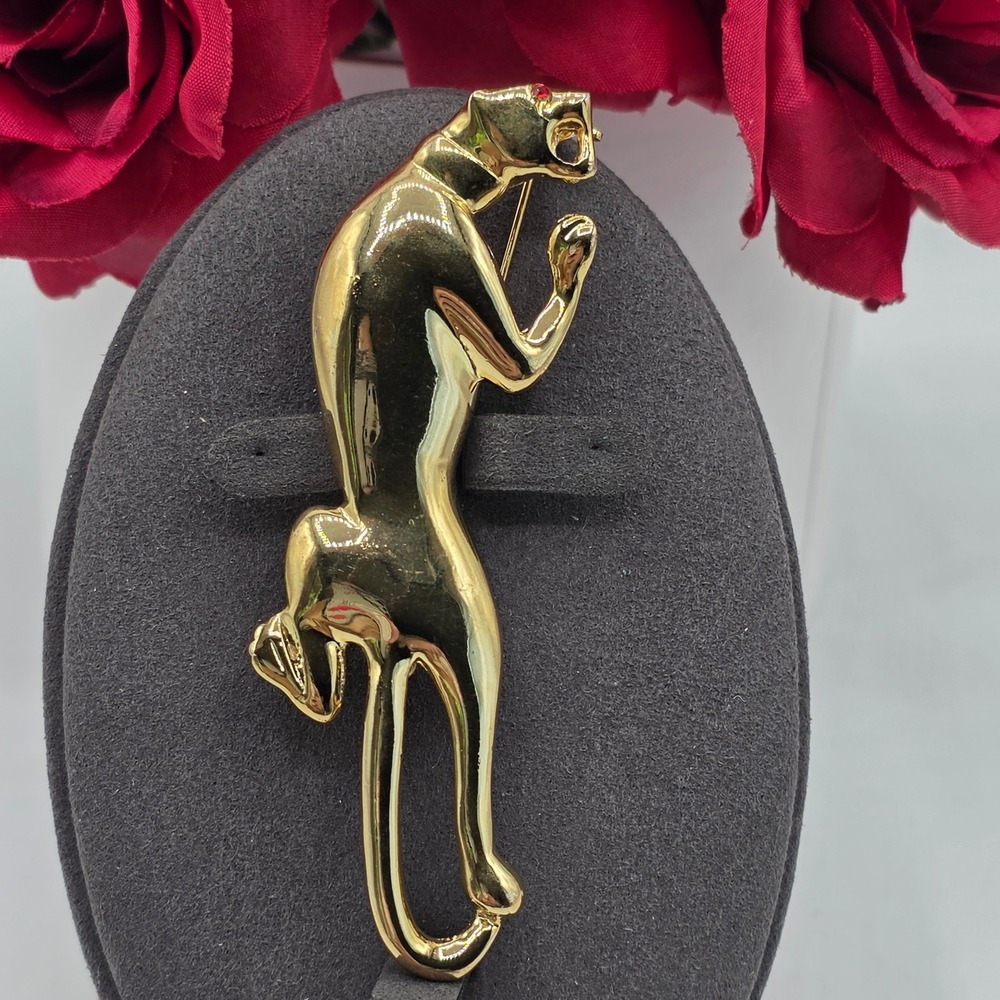 Vintage Gold Tone Panther Brooch Red Eye Feline Big Cat Pin Animal Lover Glam